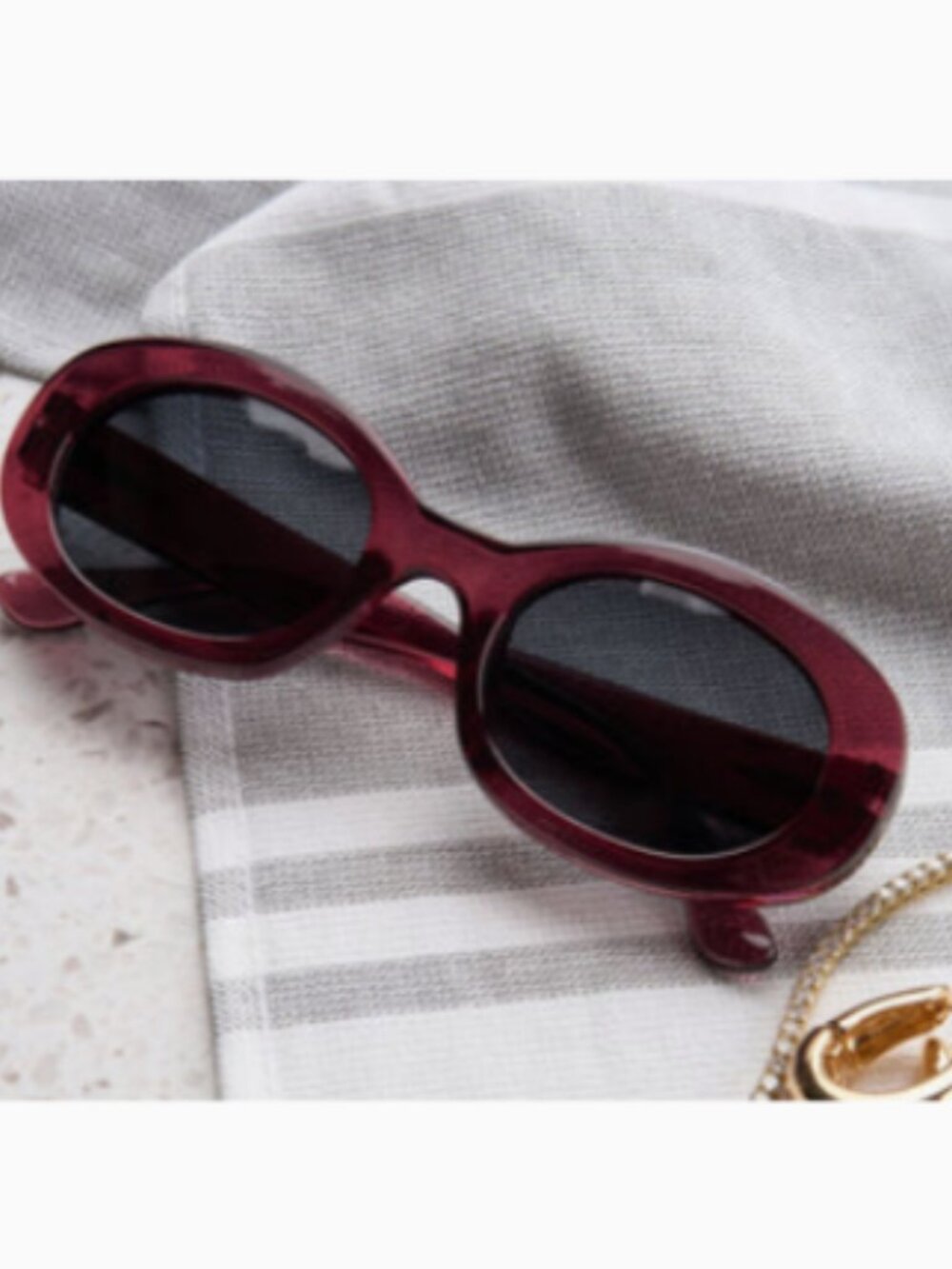 Peepers Howdy Polarized Reading Glasses in Cherry - Picture 4 of 4